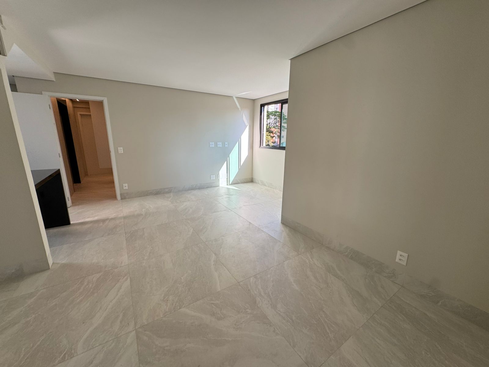 Foto 4 de Cobertura, 2 quartos, 2 suítes, 2 vagas - Sion - Belo Horizonte